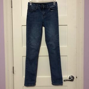 Mid-rise straight medium wash jeans